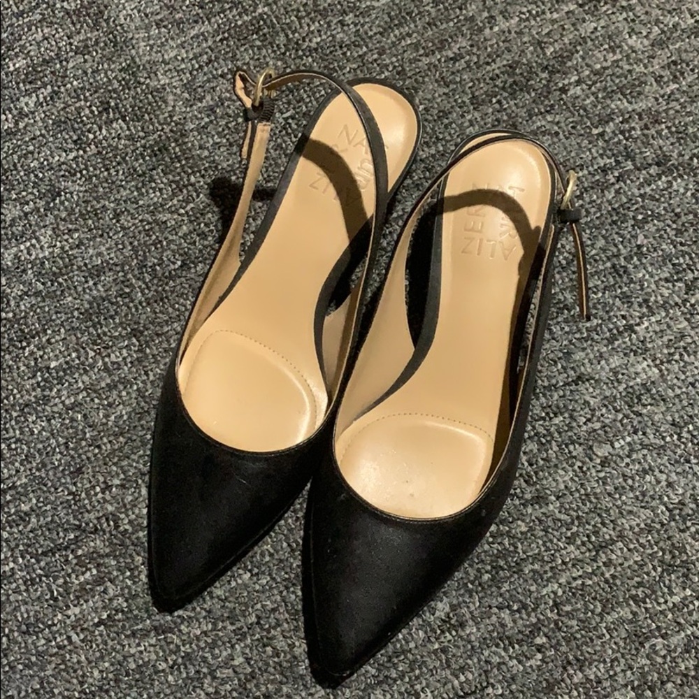 Naturalized Kitten Heels
